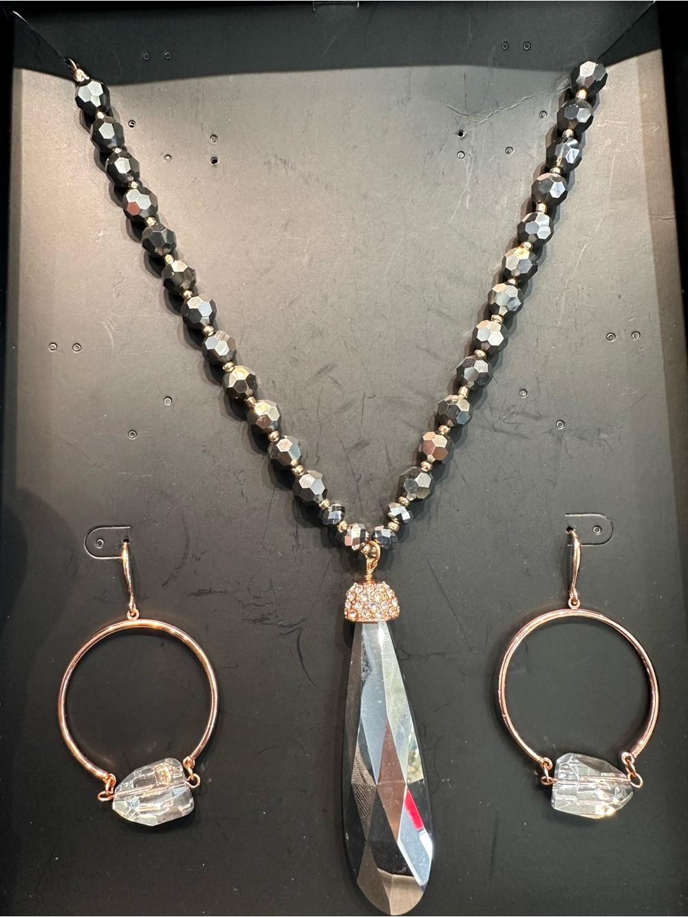 Faceted Hematite Teardrop Pendant Necklace and Hoop Earrings Set - Gray